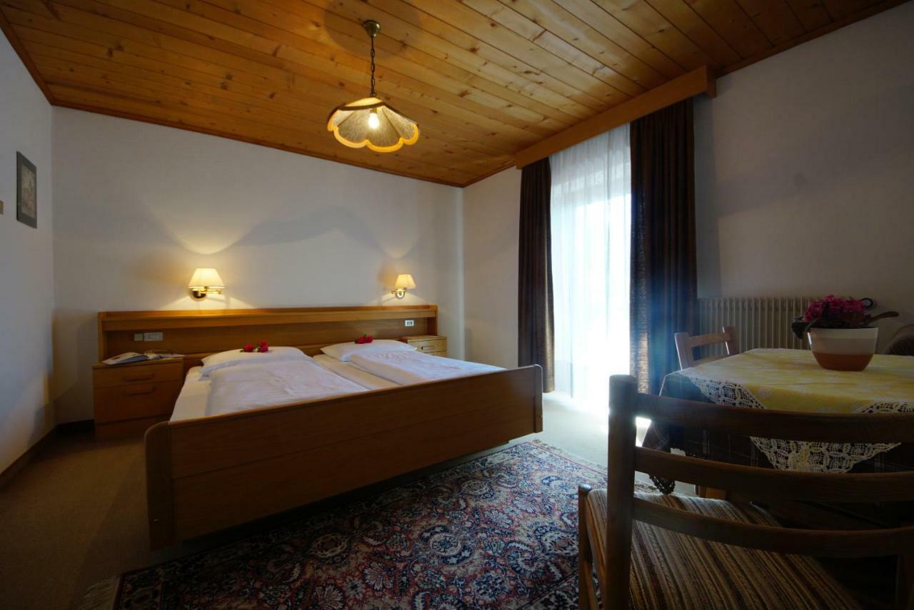 Bed and Breakfast Garni Flurida Badia  Exterior foto