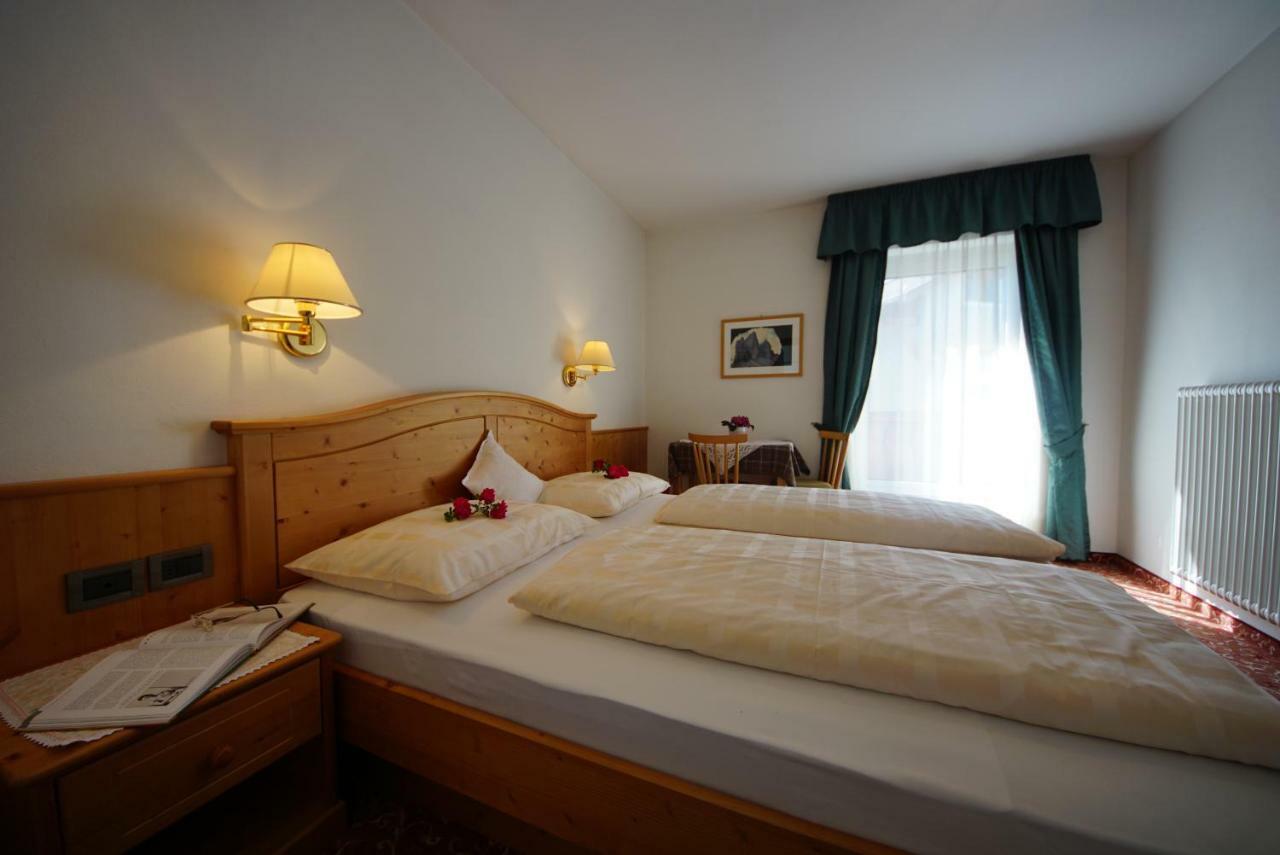 Bed and Breakfast Garni Flurida Badia  Exterior foto