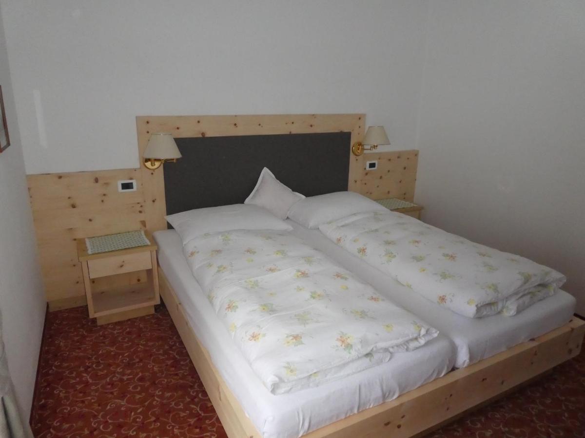 Bed and Breakfast Garni Flurida Badia  Exterior foto